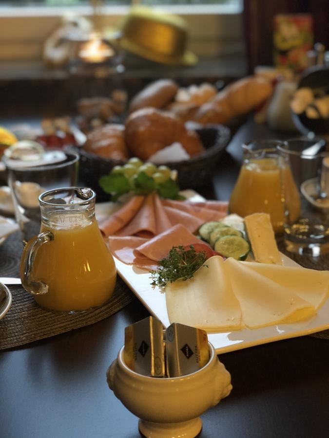 Frischbier'S Gaestezimmer Schmelz-Primsweiler Ngoại thất bức ảnh